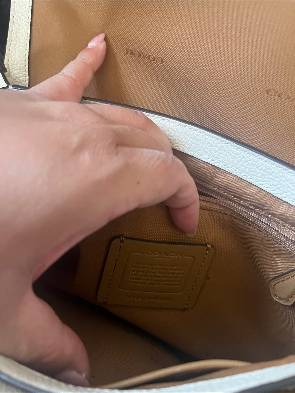 Coach Cream Leather Top-Handle Satchel with Gold Hardware - Picture 5 of 13
